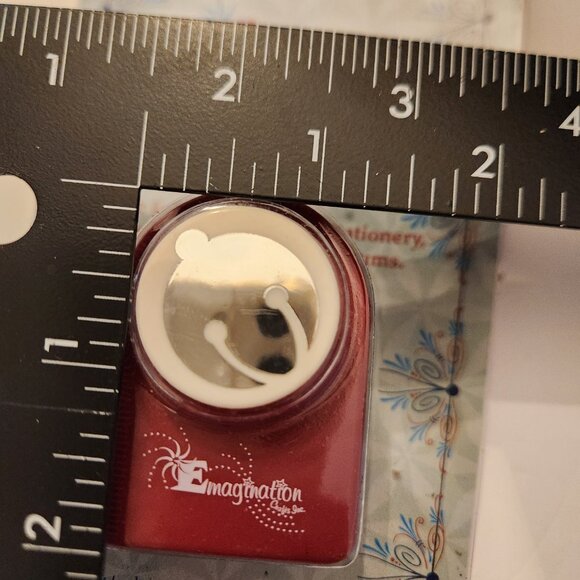 Ornament Large Hole Punch Emagination paper Scrapbook Christmas Holidays - Picture 5 of 5